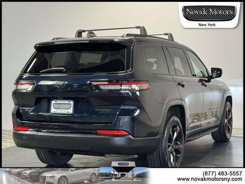 Used 2023 Jeep Grand Cherokee L Limited w/ Luxury Tech Group II AWD/4WD image 8