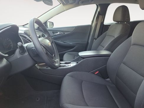 Used 2023 Chevrolet Malibu LT image 9