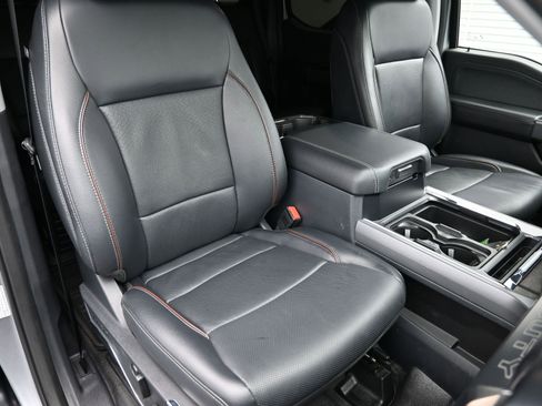 Used 2024 Ford F350 Lariat w/ Black Appearance Package image 42