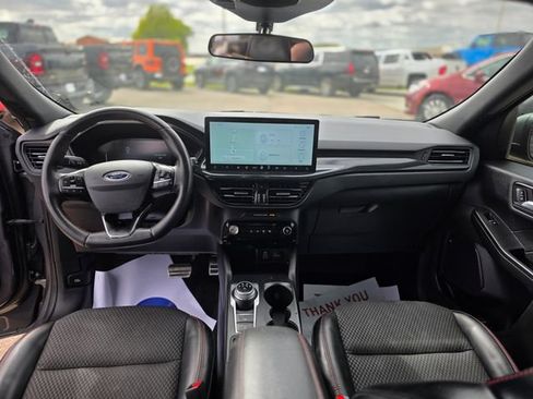 Used 2024 Ford Escape ST-Line w/ Tech Pack #1 AWD/4WD image 16