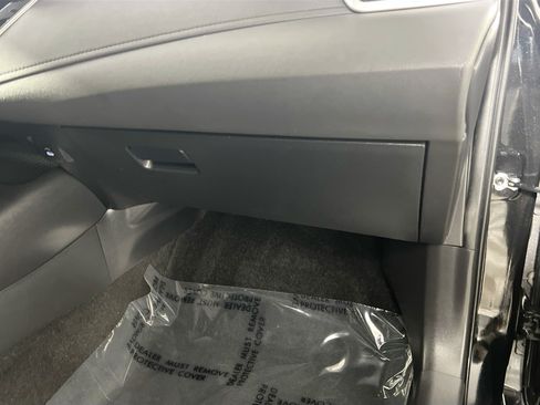 Used 2024 Toyota Corolla SE FWD image 35