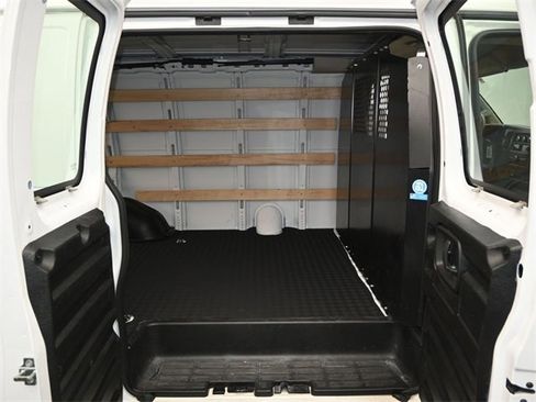 Used 2024 Chevrolet Express 2500 w/ Driver Convenience Package image 11