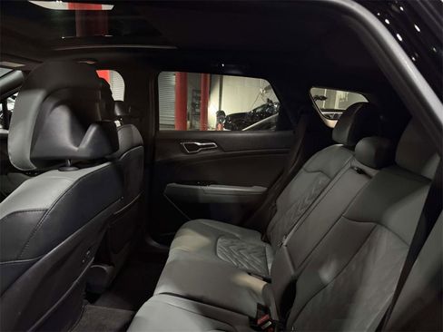 Used 2023 Kia Sportage X-Line w/ X-Line Premium Package image 11