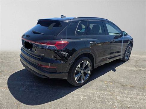 Used 2023 Audi Q4 e-tron Prestige w/ Black Optic Package AWD/4WD image 3