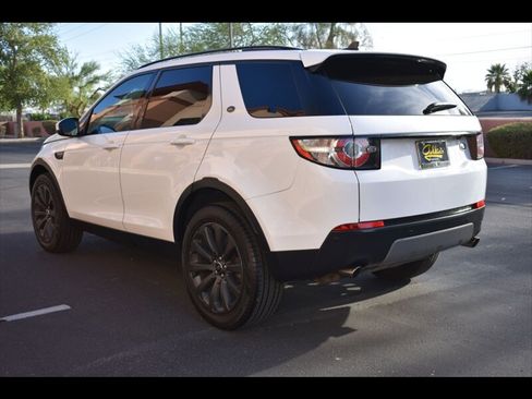 Used 2016 Land Rover Discovery Sport SE AWD/4WD image 6