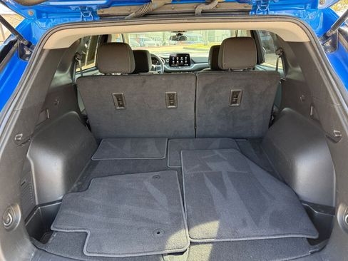 Used 2025 Chevrolet Blazer LT image 31