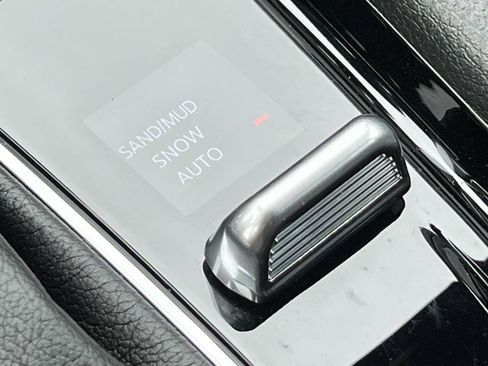 Used 2023 Jeep Compass Limited AWD/4WD image 25