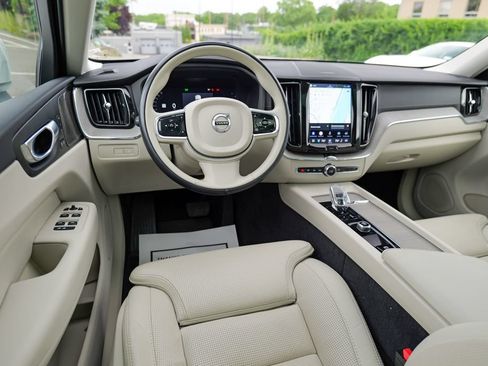 Used 2023 Volvo XC60 T8 Ultimate w/ Climate Package AWD/4WD image 41