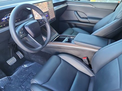 Used 2024 Tesla Model X AWD/4WD image 12