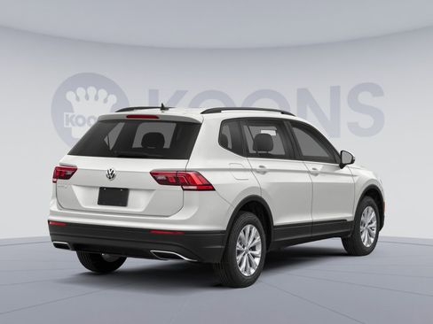 Used 2021 Volkswagen Tiguan S FWD image 2
