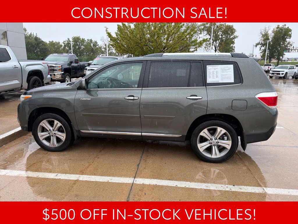 Used 2012 Toyota Highlander Limited w/ Tow Pkg AWD/4WD image 9