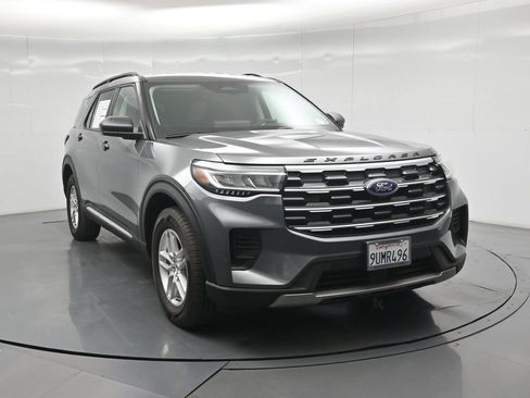 Certified 2025 Ford Explorer Active AWD/4WD image 44