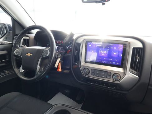 Used 2018 Chevrolet Silverado 1500 LT image 24