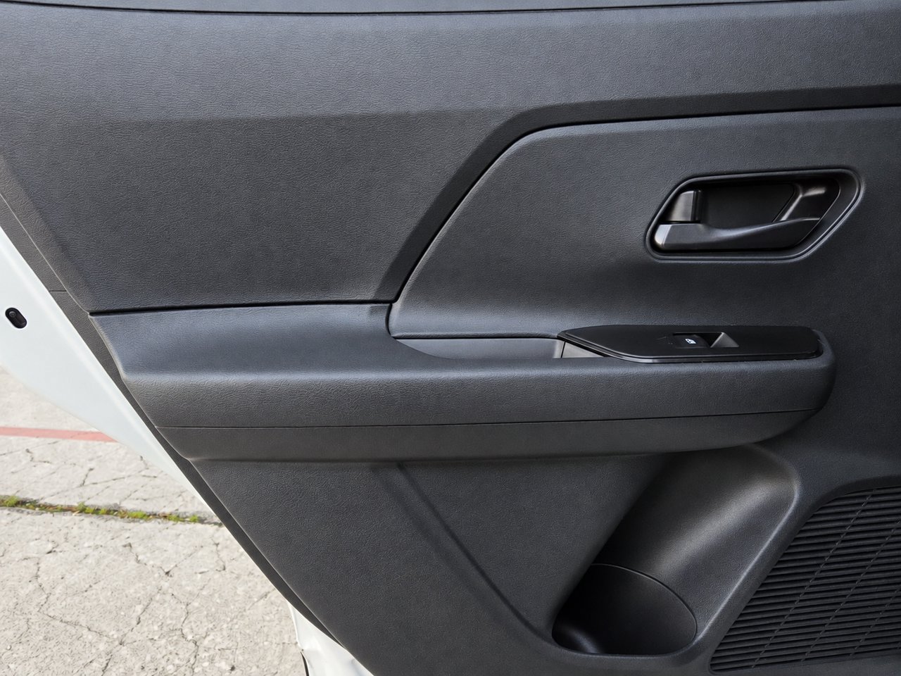 Used 2025 Nissan Kicks S FWD image 21