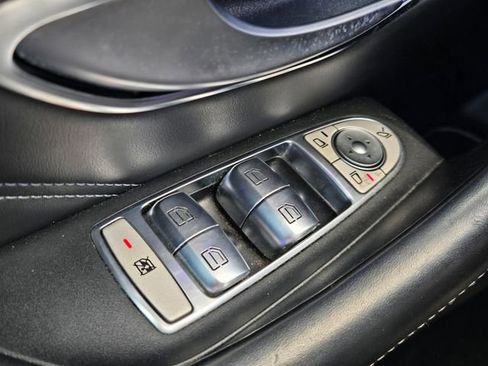 Used 2018 Mercedes-Benz E 63 AMG S image 28