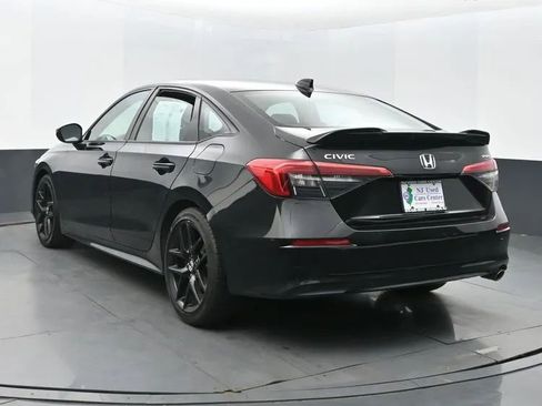 Used 2022 Honda Civic Sport image 9