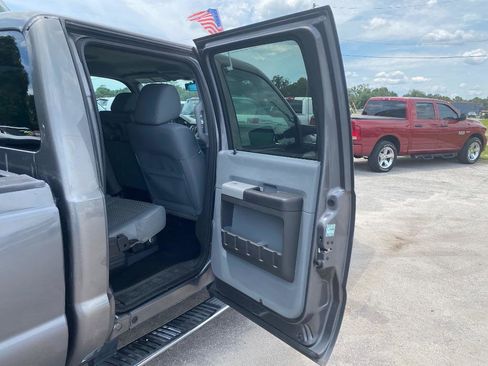 Used 2011 Ford F250 XLT w/ XLT Premium Pkg AWD/4WD image 19