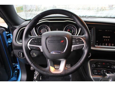 Used 2015 Dodge Challenger SXT Plus image 18