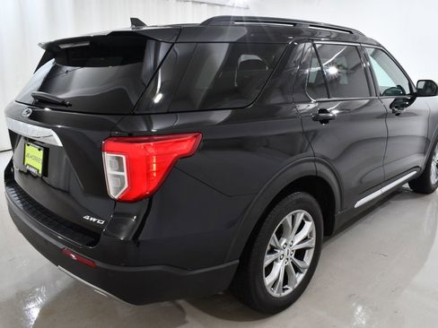 Used 2023 Ford Explorer XLT w/ Equipment Group 202A image 11