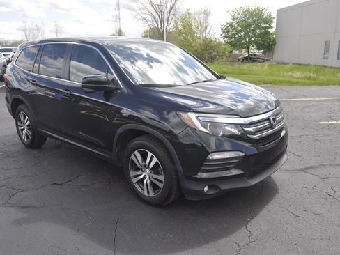 Used 2016 Honda Pilot EX image 1