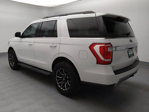 Used 2020 Ford Expedition XLT image 3