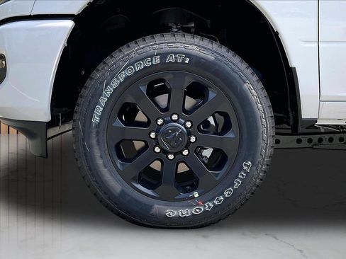 New 2026 RAM 2500 Big Horn AWD/4WD image 32