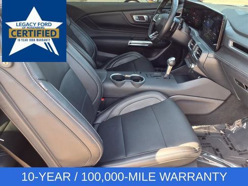 Used 2025 Ford Mustang GT Premium image 27