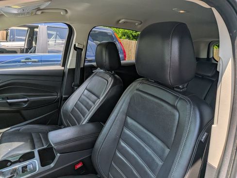 Used 2017 Ford Escape Titanium FWD image 20