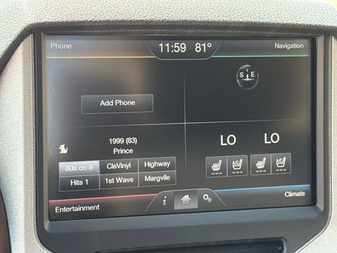 Used 2016 Ford F250 Lariat w/ Lariat Ultimate Package AWD/4WD image 24