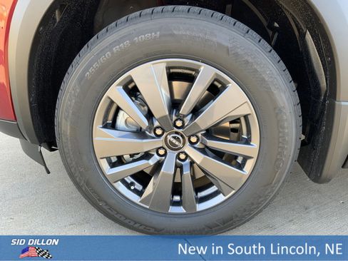 New 2026 Nissan Pathfinder SV image 11