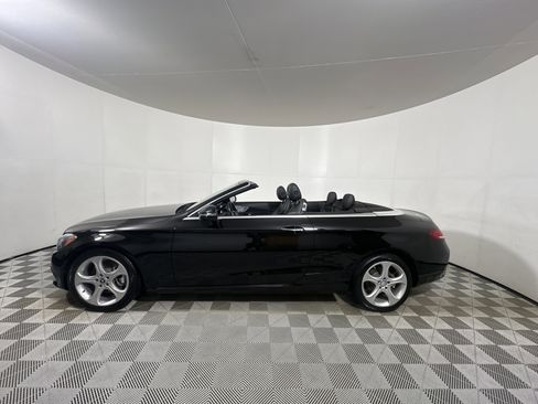 Used 2017 Mercedes-Benz C 300 4MATIC Cabriolet image 4