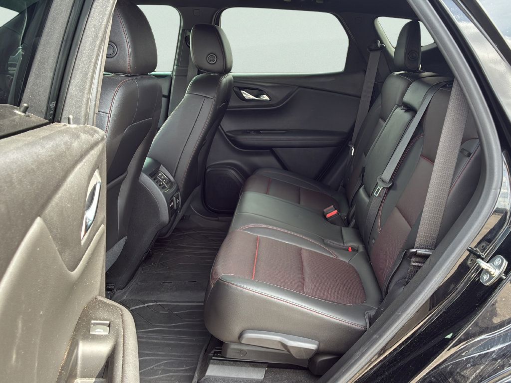 Used 2020 Chevrolet Blazer RS w/ LPO, Floor Liner Package FWD image 25