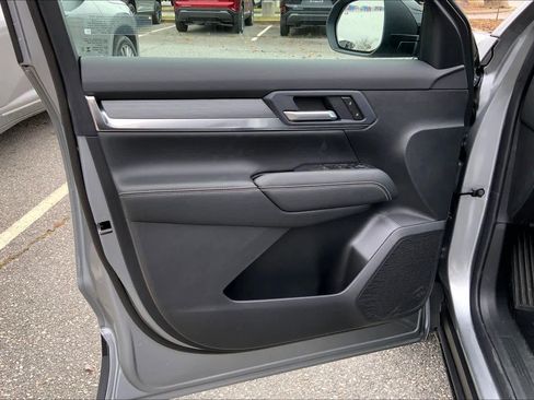 New 2026 GMC Terrain Elevation image 10