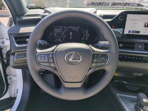 New 2026 Lexus UX 300h FWD image 16