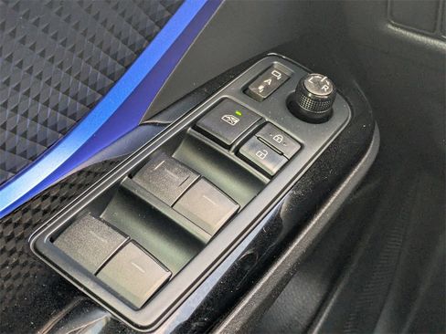 Used 2020 Toyota C-HR XLE image 19