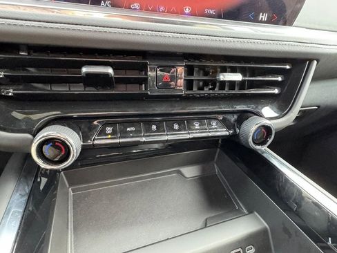 Used 2025 Chevrolet Tahoe LS image 21