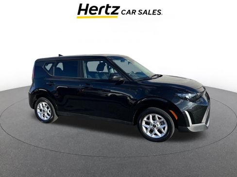 Used 2025 Kia Soul LX w/ LX Technology Package image 1