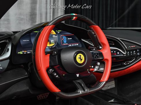 Used 2022 Ferrari SF90 Spider AWD/4WD image 9