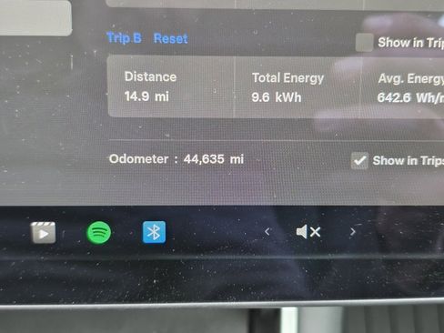 Used 2020 Tesla Model 3 Standard Range Plus image 25