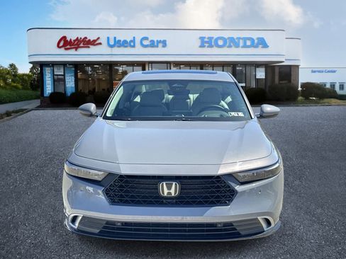 Used 2025 Honda Accord Touring image 8