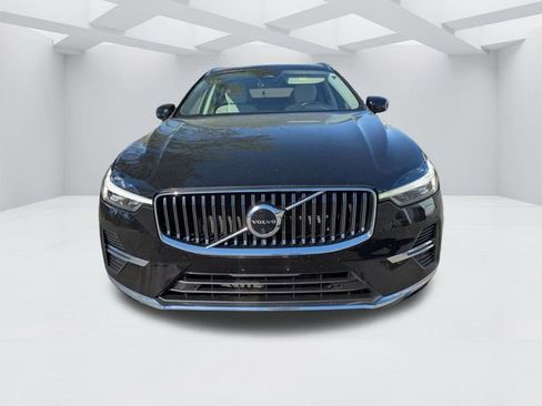 Used 2023 Volvo XC60 B5 Plus AWD/4WD image 11