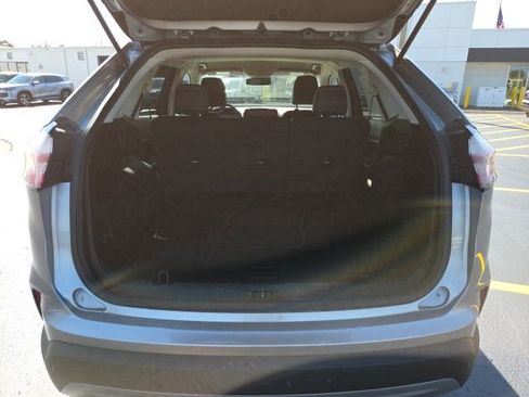 Used 2022 Ford Edge SEL image 24