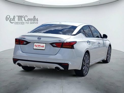 Used 2024 Nissan Altima 2.5 SL FWD image 5
