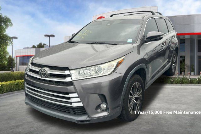 Certified 2019 Toyota Highlander Plus FWD image 2