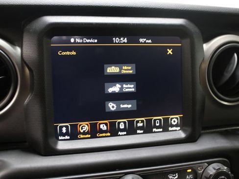 Used 2021 Jeep Wrangler Sport AWD/4WD image 45