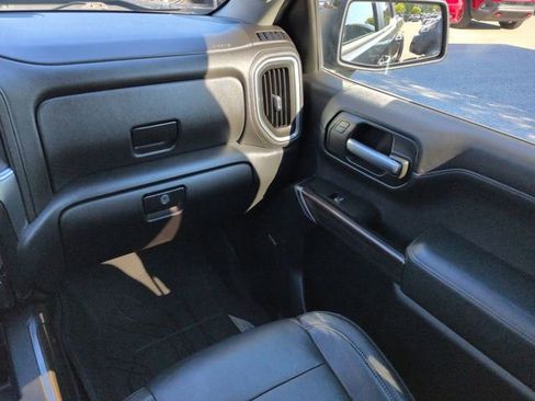 Used 2019 Chevrolet Silverado 1500 LT Trail Boss AWD/4WD image 17