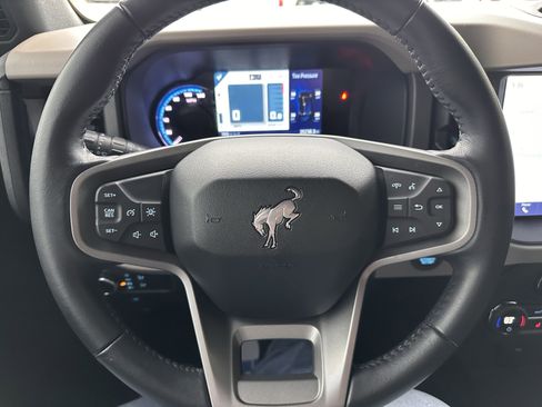 Used 2024 Ford Bronco Wildtrak AWD/4WD image 18