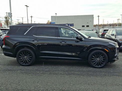 Used 2024 Hyundai Palisade Calligraphy image 7