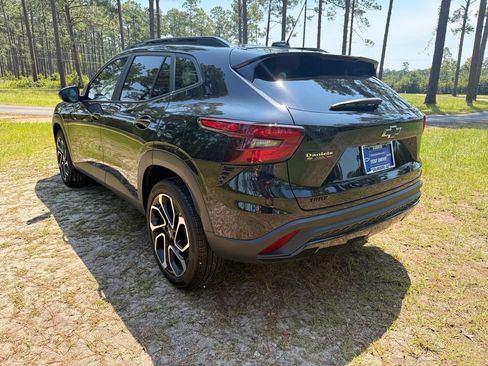 New 2026 Chevrolet Trax RS FWD image 3