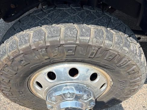Used 2019 RAM 3500 Limited w/ Max Tow Package AWD/4WD image 2
